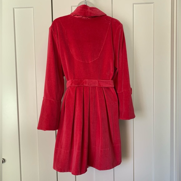 Casual Moments plush pink robe L - Picture 8 of 9